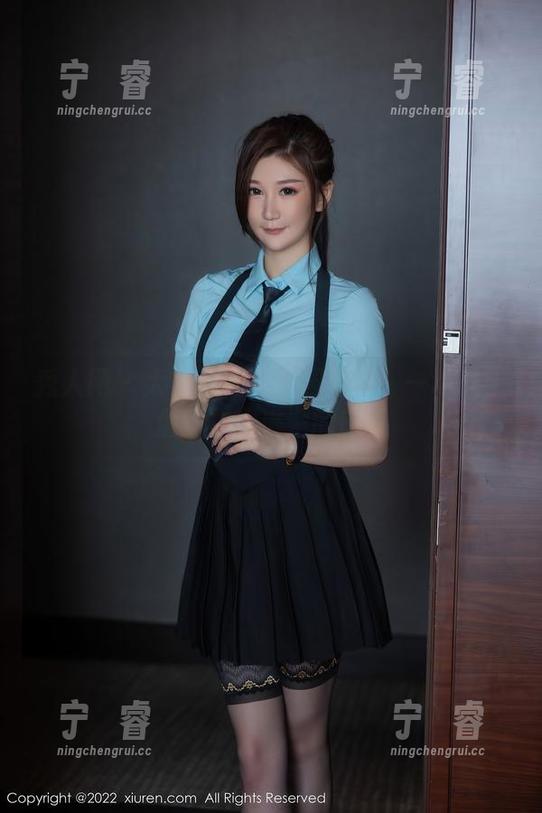 秀人网 - 大白兔吖的校园合集：一场关于假期作业逃避的旅程