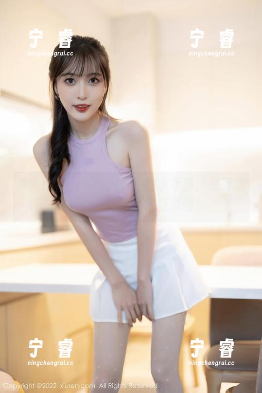 秀人网 - 安然maleah的水手服：就算海浪再大，也拽不走这美图！