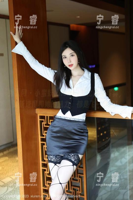 秀人网-小蛮妖_honey 秀人网 - 小蛮妖_honey的比基尼写真,更新速度和她的魅力,都是飞一样的!