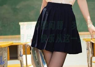 秀人网 – 牛仔裤不是问题，岁小岁帮你解忧：精选图片，快乐从这一刻开始！