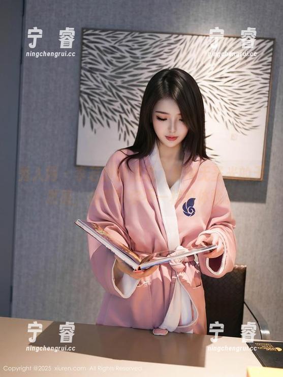 秀人网 - 李若汐的温柔，那种无圣光的天然感，合集带你不一样的体验。