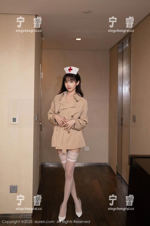 秀人网-梓萱Crystal 秀人网 - 烂漫白裙下的梓萱Crystal,全套原图一探究竟。