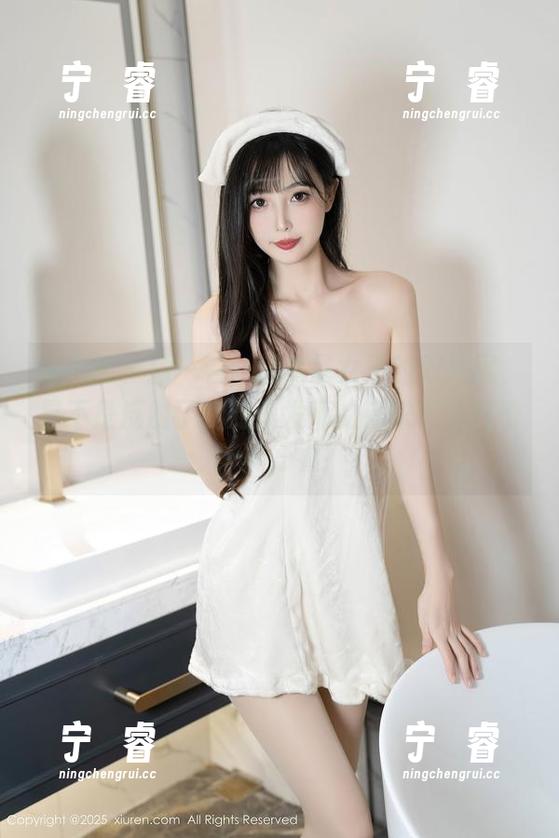 秀人网-邹晶晶女王 秀人网 - 猛一看,邹晶晶女王的双马尾,是不是反射了我对理发师的渴求?认真看,真好看!