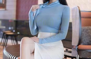秀人网 – 阿乖Kiddo的“清纯”美图合集：外表乖巧，内心骚动。