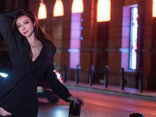 秀人网 – 风景尤美的私房趣味：长腿图片也能当成风景线