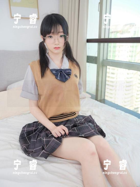 紧急企划-奶糖 紧急企划 - 奶糖的原图在召唤:谁能拒绝‘裤里丝’的诱惑?