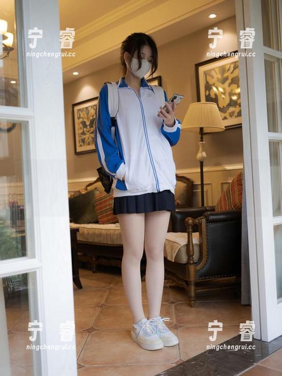 紧急企划 - 小枫的夏天原图，随便一瞧就想“投资”一下她的写真，哈哈！