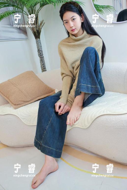 绮梦摄影 - 油亮系列写真：定制到什么程度，才能让月月本人赞同？