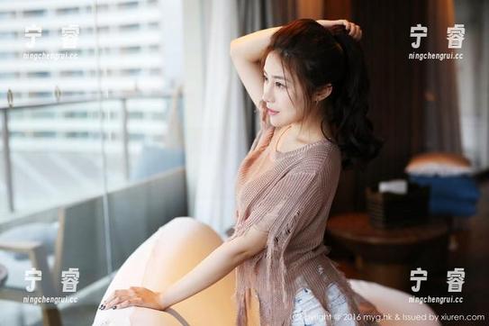 美媛馆-朱可儿 美媛馆 - 精选图片:朱可儿的女友比我还会卖萌,整体颜值太能打!