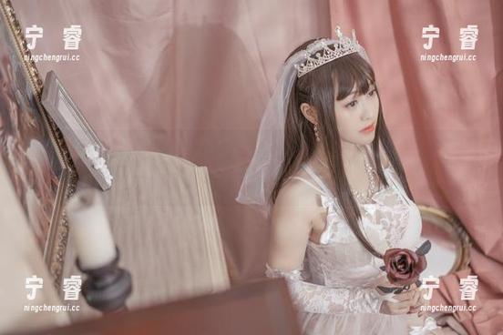 显而易见，脱尾巴Mizuki的资源与死库水成正比嘛，图集里一探究竟！