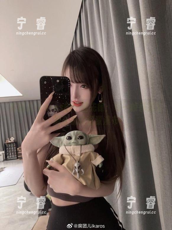 腐团儿Ikaros的守望先锋：每一帧都是充满玄机的资源瀑布