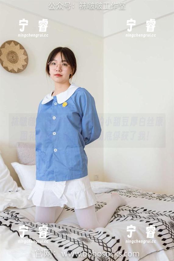 袜啵啵 - 挖掘中，找到的小甜豆厚白丝原图花絮版，轻松氛围彻底俘获了我！