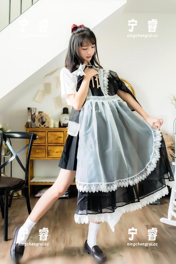 西瓜少女 原图上线!西瓜少女和那条让人直呼“哇”的红裙