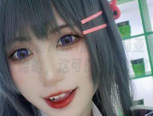尝试解读贝儿酱Miki的艾米莉亚私拍资源，哈哈，这可能是我的病