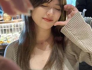 网袜写真合集来袭，闪月半教你如何自信穿出一米八的腿！