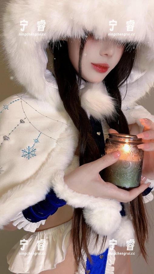 阿九从不咕咕(九言)裸足套图更新，保证这回连我都没想过这角度！