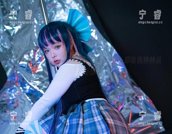 不完全合格的巫女，阿寨寨的高清套图，却给我种种反直觉的惬意……