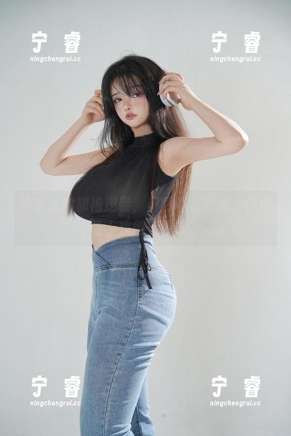 阿寨寨 阿寨寨的旗袍逆袭,虽然福利满满,但作品上我得多想想。
