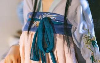 鹿八岁baby与旗袍：这套cos居然如此闪耀？